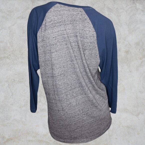 Old Navy Soft Washed Liberty U.S.A. Gray and Blue T-Shirt 3/4 Length Sleeves - Picture 2 of 9